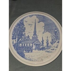 Vernon Kilns Bits of Old New England Sunday Morning Blue White 8.5" Plate